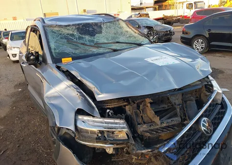 2024 Volkswagen Taos 1.5T S z USA, uszkodzony, nr VIN 3VV5X7B26RM057937